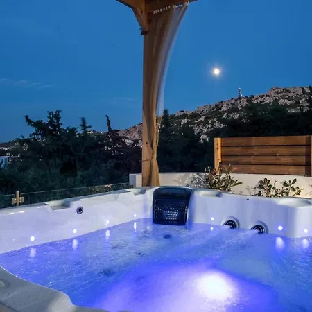 Semesterbostad Zafora Garden *